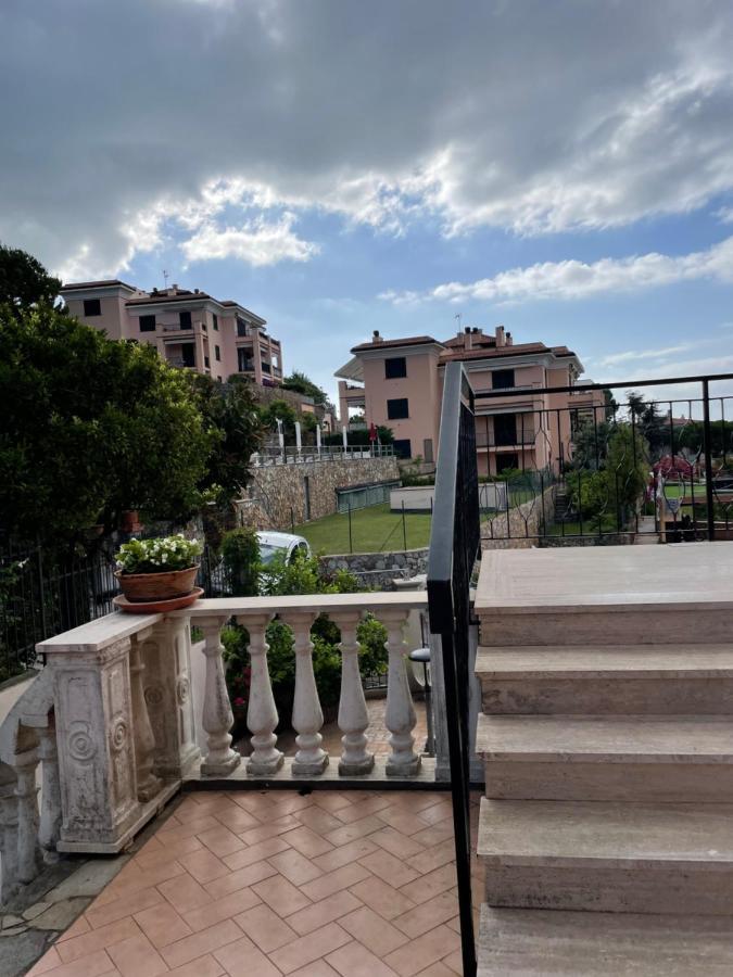 Apartment Aurora & Nicole Ideal Per Biker Con Terazza Vista Mare Parcheggio E Wi-Fi Gratuiti Pietra Ligure Εξωτερικό φωτογραφία