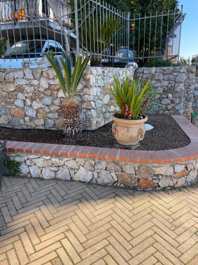 Apartment Aurora & Nicole Ideal Per Biker Con Terazza Vista Mare Parcheggio E Wi-Fi Gratuiti Pietra Ligure Εξωτερικό φωτογραφία