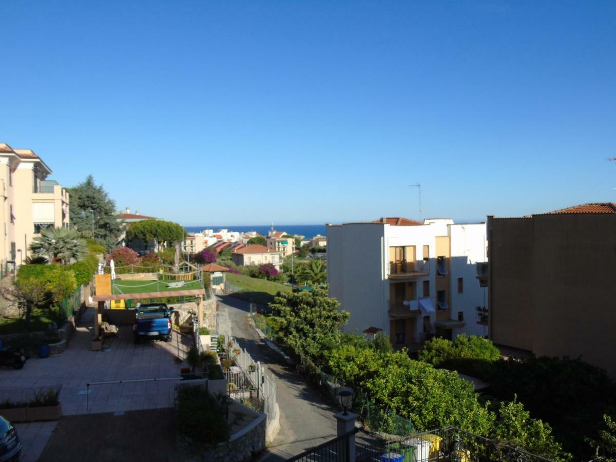 Apartment Aurora & Nicole Ideal Per Biker Con Terazza Vista Mare Parcheggio E Wi-Fi Gratuiti Pietra Ligure Εξωτερικό φωτογραφία
